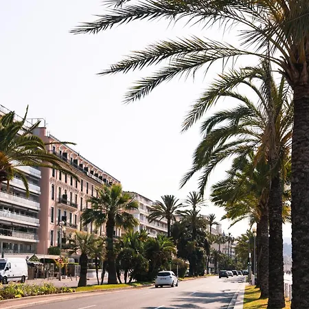 1 Min Walk To Luxury Boutique Lejlighed *